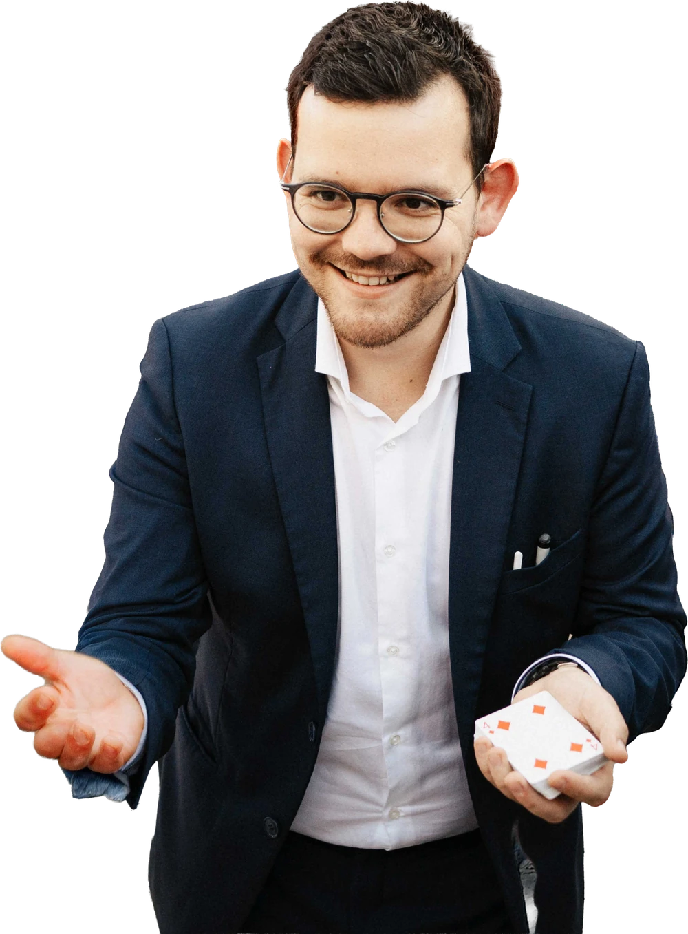Alexis De La Fuente, magicien et mentaliste, un jeu de cartes à la main