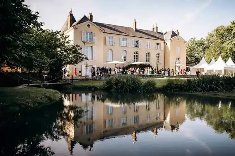 Lieux-mariage-le-mans-magicien-la-grange-de-bresteau