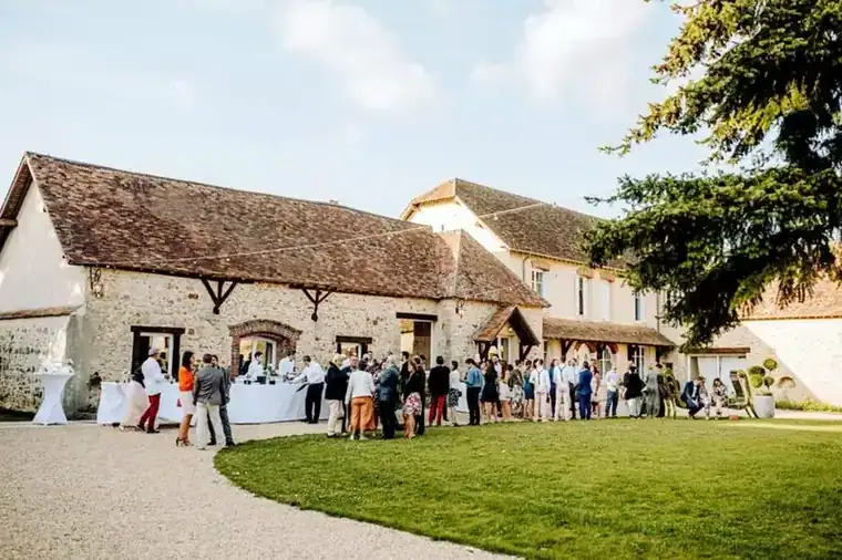 domaine-thibaudiere-mariage-salle-animation-magicien
